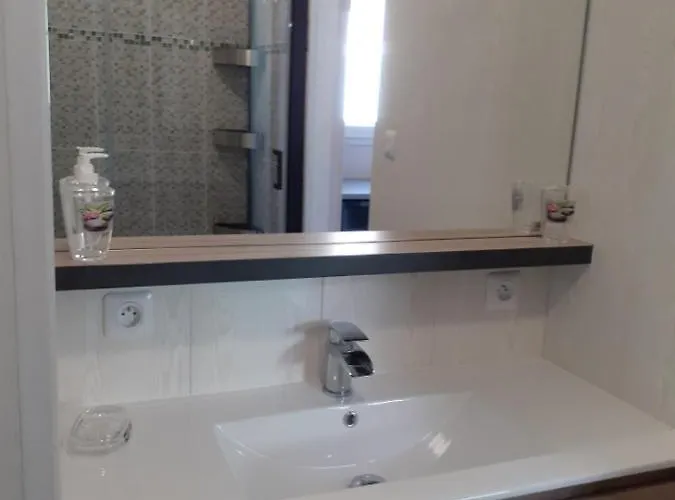 Le Pijolin Hotel kapsułowy *